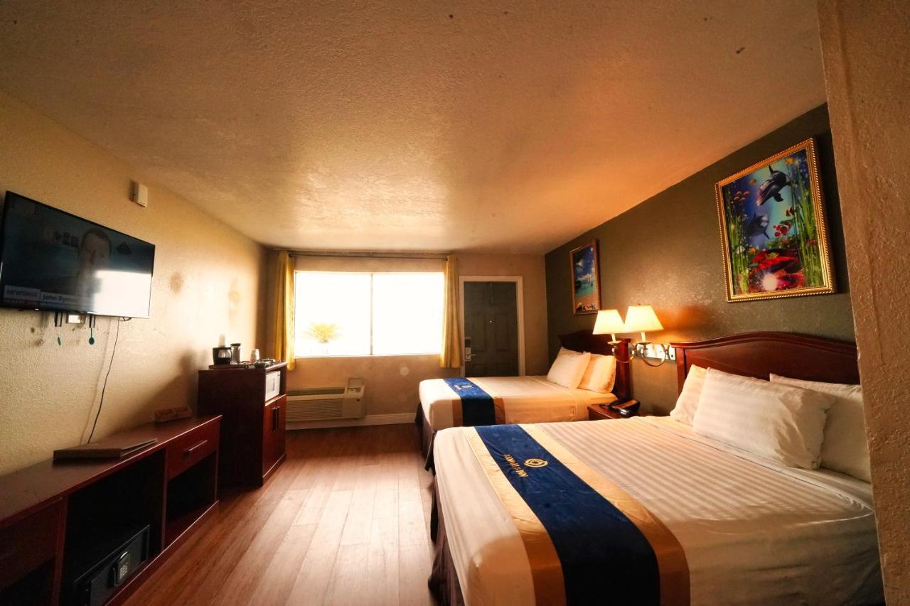 דייטונה ביץ' Sandals Inn מראה חיצוני תמונה