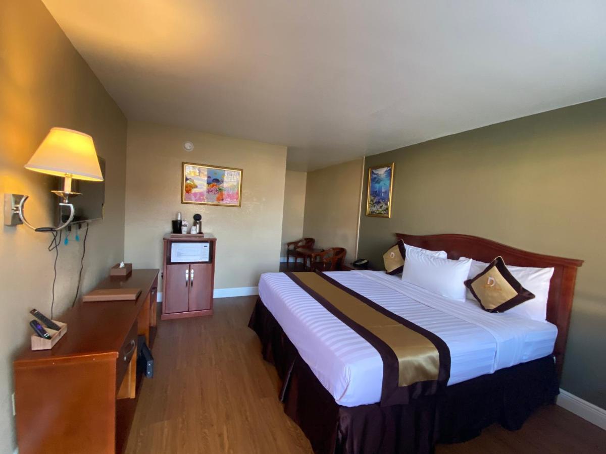 דייטונה ביץ' Sandals Inn מראה חיצוני תמונה